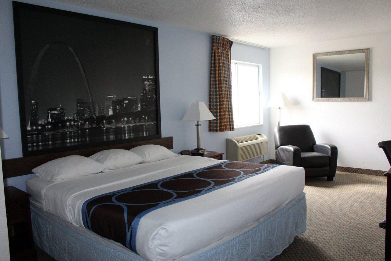 Super 8 By Wyndham Washington Hotel Exterior photo