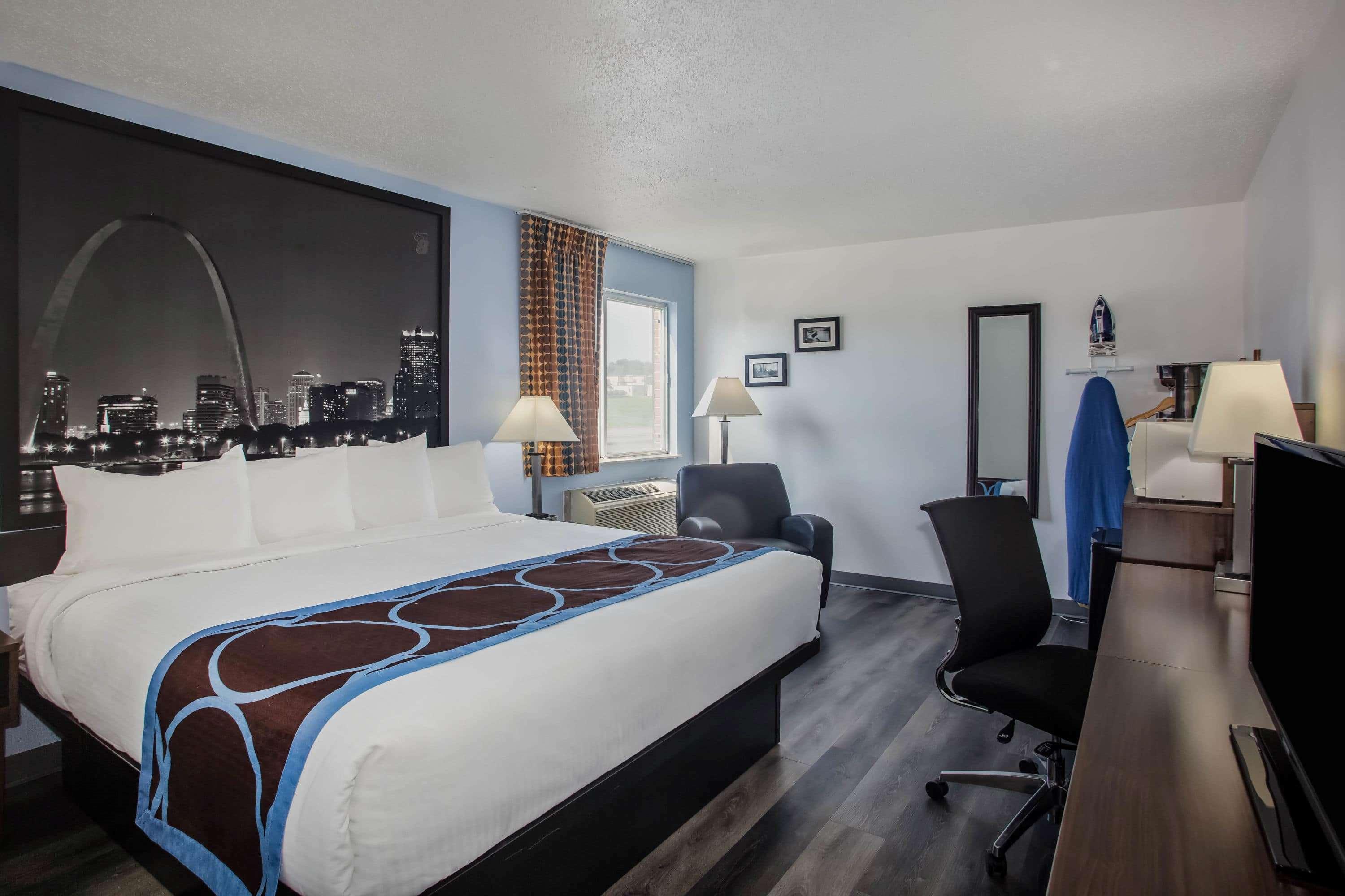 Super 8 By Wyndham Washington Hotel Exterior photo